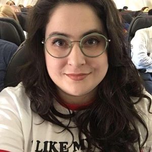 Meet your Posher, Carolina